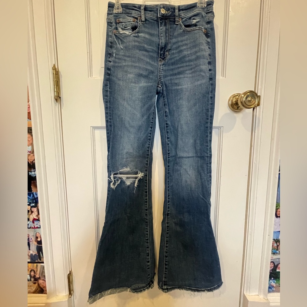 American Eagle size 2 regular dark denim flare jeans